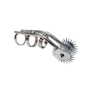 Rouge Pinwheel Cat Claw In Clamshell